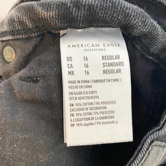 American Eagle Outfitters Mom Straight Jean Black Distressed Ankle Length Sz 16 - Picture 10 of 11
